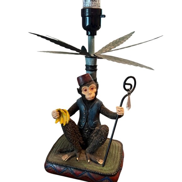 Vintage Unique 1999 Bellhop Monkey Accent Lamp Holding Bananas & Staff - WORKS! - Picture 8 of 9